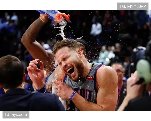 布雷克·格里芬挡拆积极性提升造福快船进攻效率明显改善 布雷克·格里芬挡拆积极性提升造福快船进攻效率明显改善
